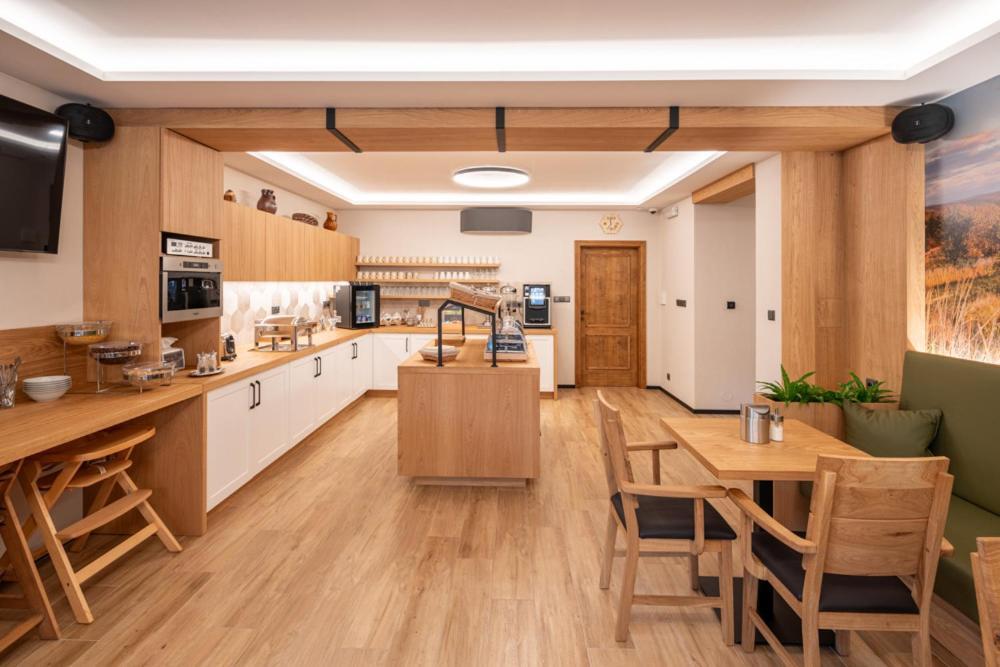 Penzion Vcelarsky Dvur Lednice Ngoại thất bức ảnh